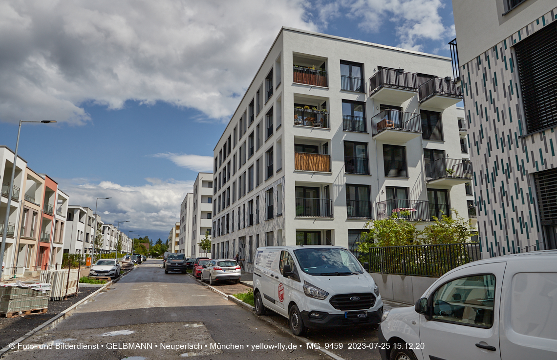 25.07.2023 - Rundgang im Alexisquartier in Neuperlach